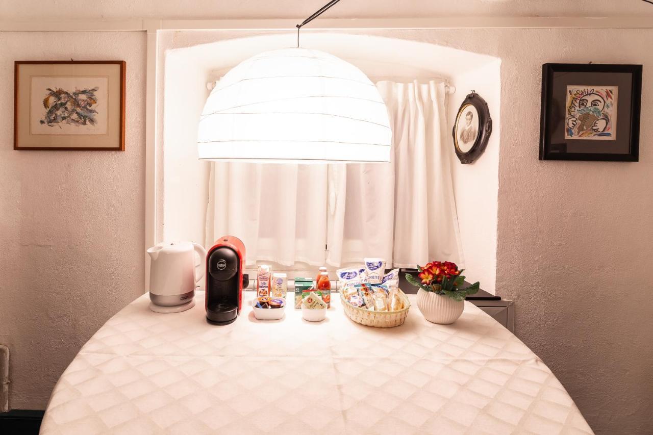 La Casa Del Cuoco - Piccola Con Colazione In Condiviso Con L'host Genua